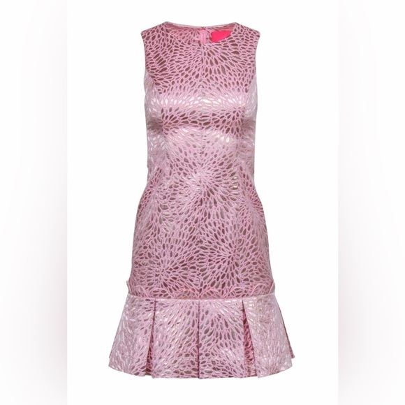 Lilly Pulitzer Dresses & Skirts - Lilly Pulitzer Pink and Silver Textured Dress